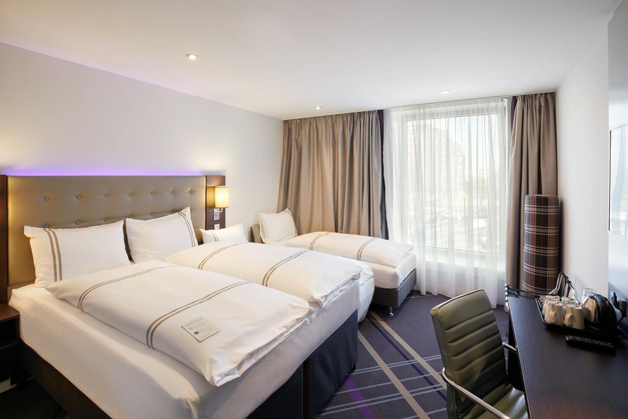 Premier Inn Hamburg City Zentrum エクステリア 写真