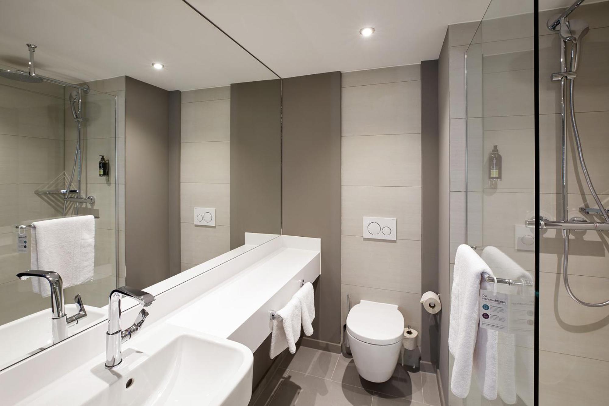 Premier Inn Hamburg City Zentrum エクステリア 写真